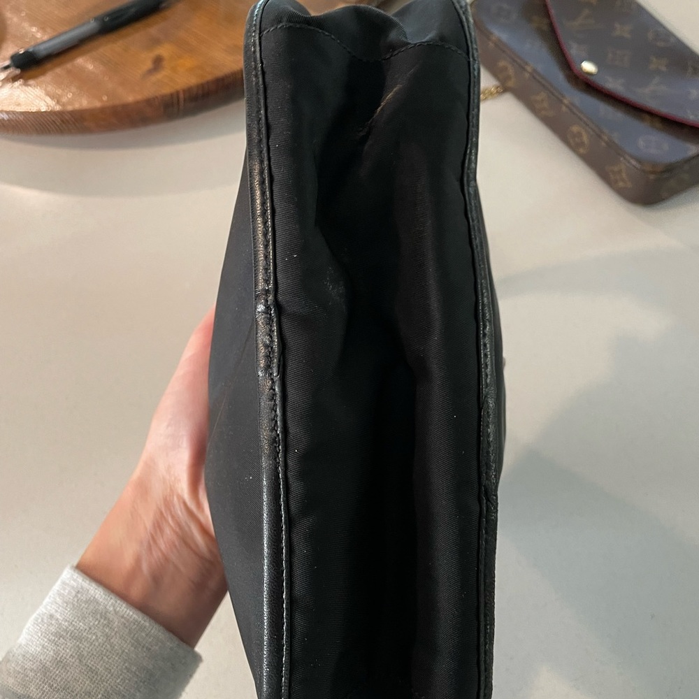 Prada handbag - Picture 4 of 4
